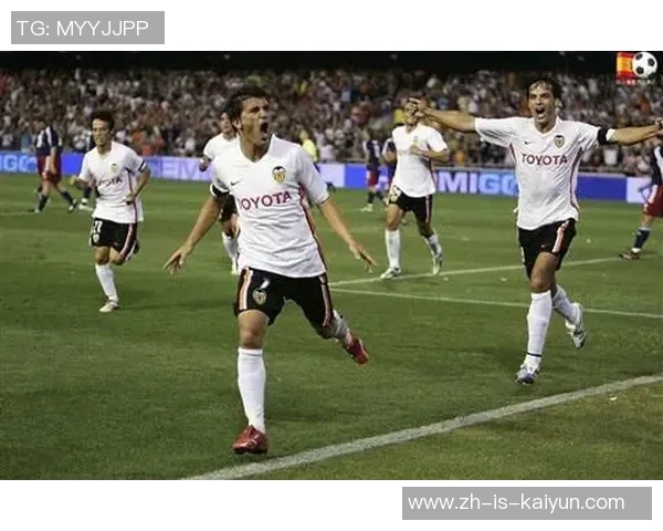 卡塔尔足球一号球星是谁 他们在国际赛场上的表现与成就分析